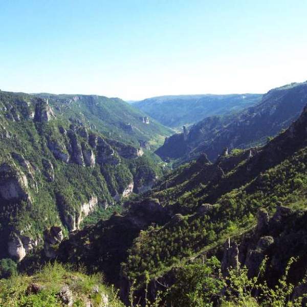 Panorama sur les montagnes des Gorges du Tarn