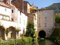 visiter le village de Creissels