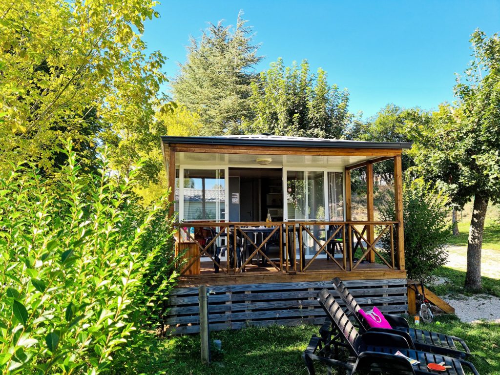 Mobile-Home  Loggia 30 m² terrasse incluse  – Terrasse couverte